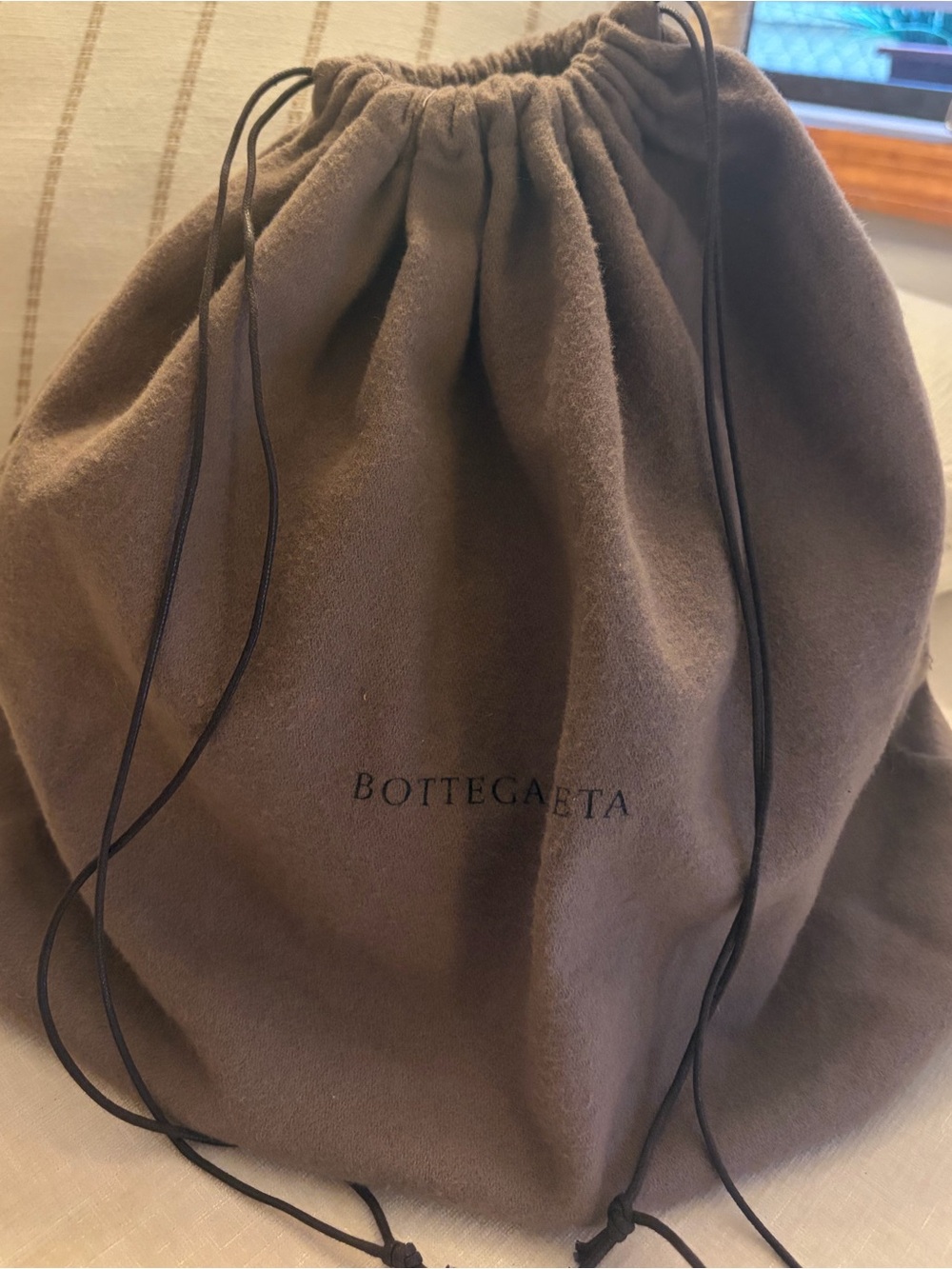 authentic Bottega Veneta Intrecciato Leather handle bag - Picture 2 of 16